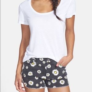 Nordstrom Daisy High Rise Shorts